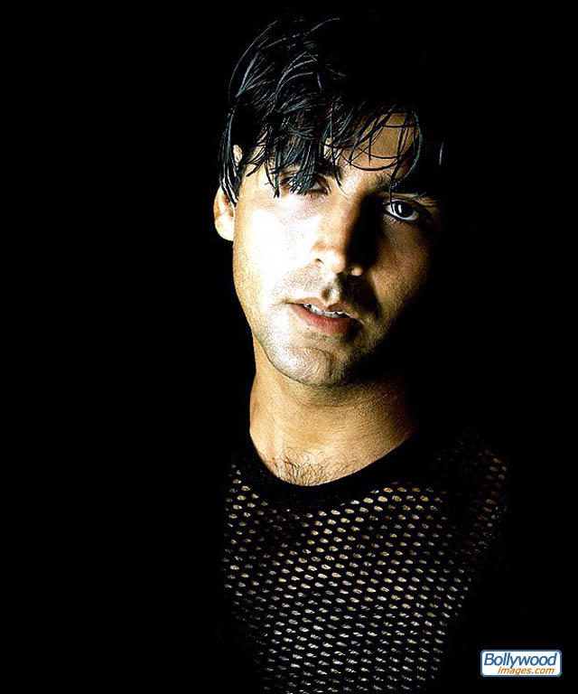 Picture   image of Akshay Kumar   akshay_kumar_028 jpg  640x768 size