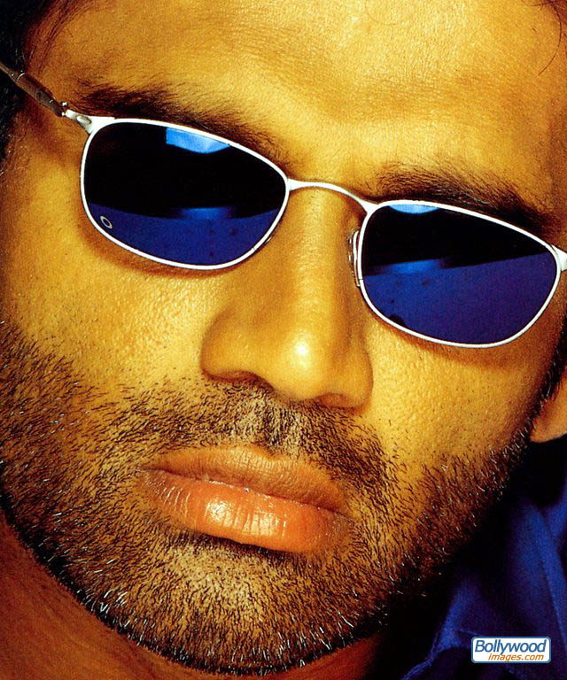 Sunil Shetty - sunil_shetty_033