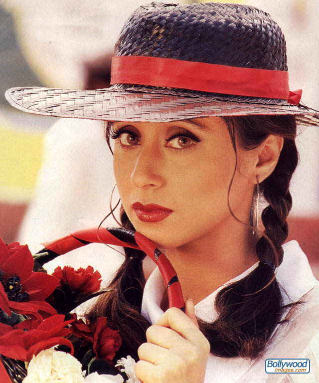 Urmila Matondkar - urmila_matondkar_001